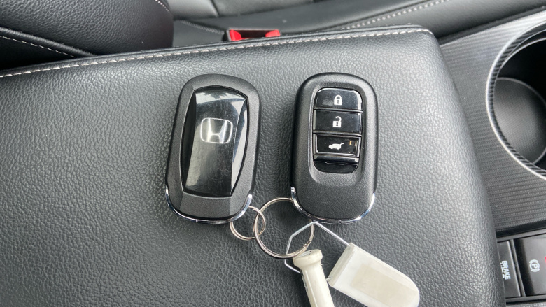 Honda Civic 2.0 eHEV Advance 5dr CVT Hybrid Hatchback